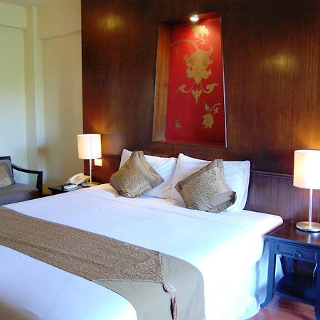 Chiangmai Gate Hotel Чиангмай Экстерьер фото