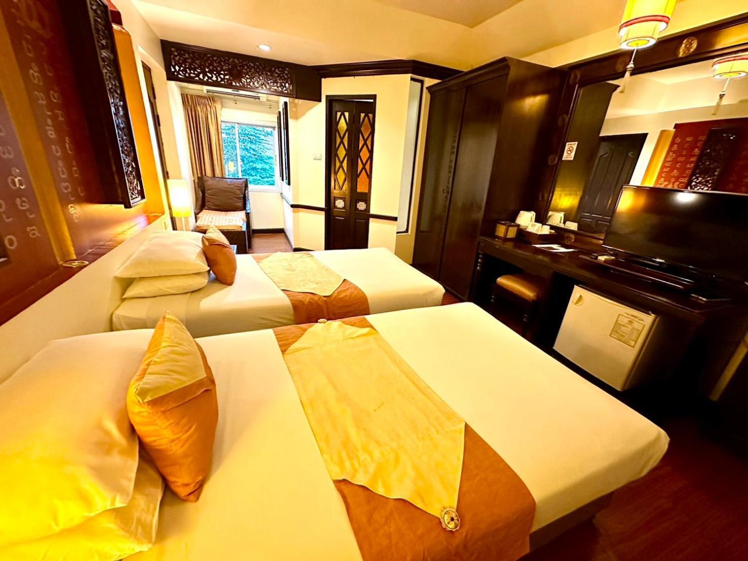 Chiangmai Gate Hotel Чиангмай Экстерьер фото