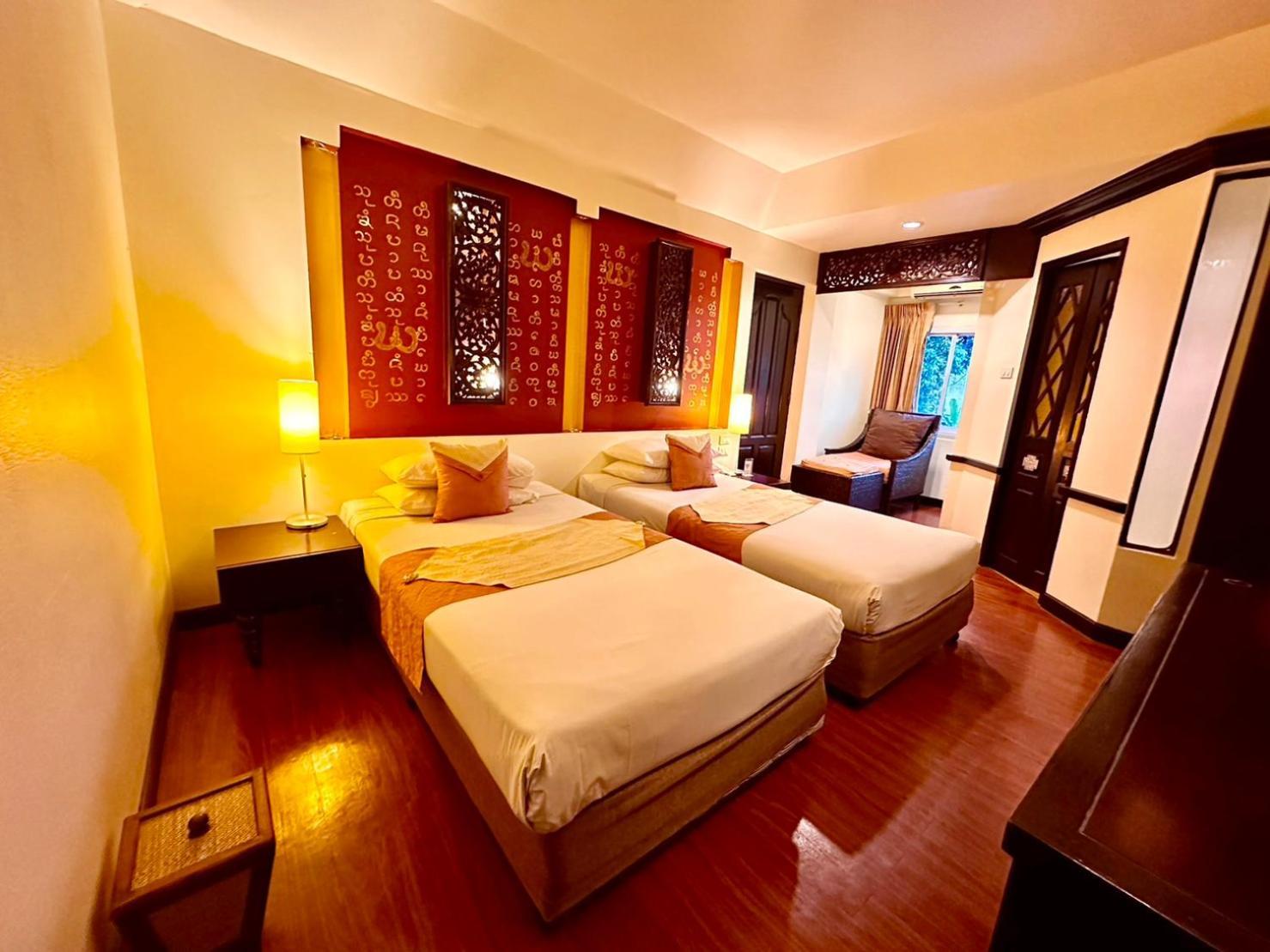 Chiangmai Gate Hotel Чиангмай Экстерьер фото