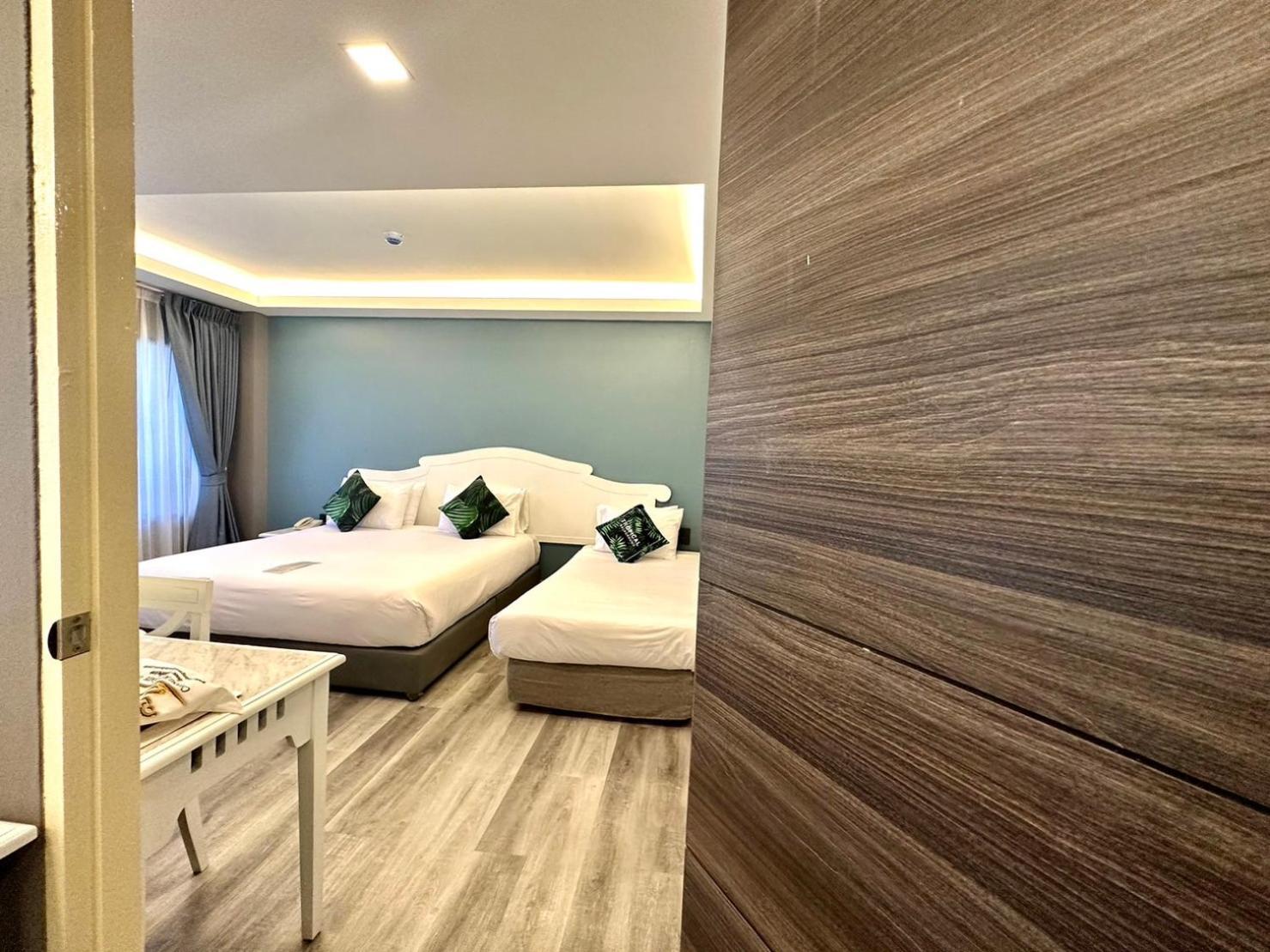 Chiangmai Gate Hotel Чиангмай Экстерьер фото