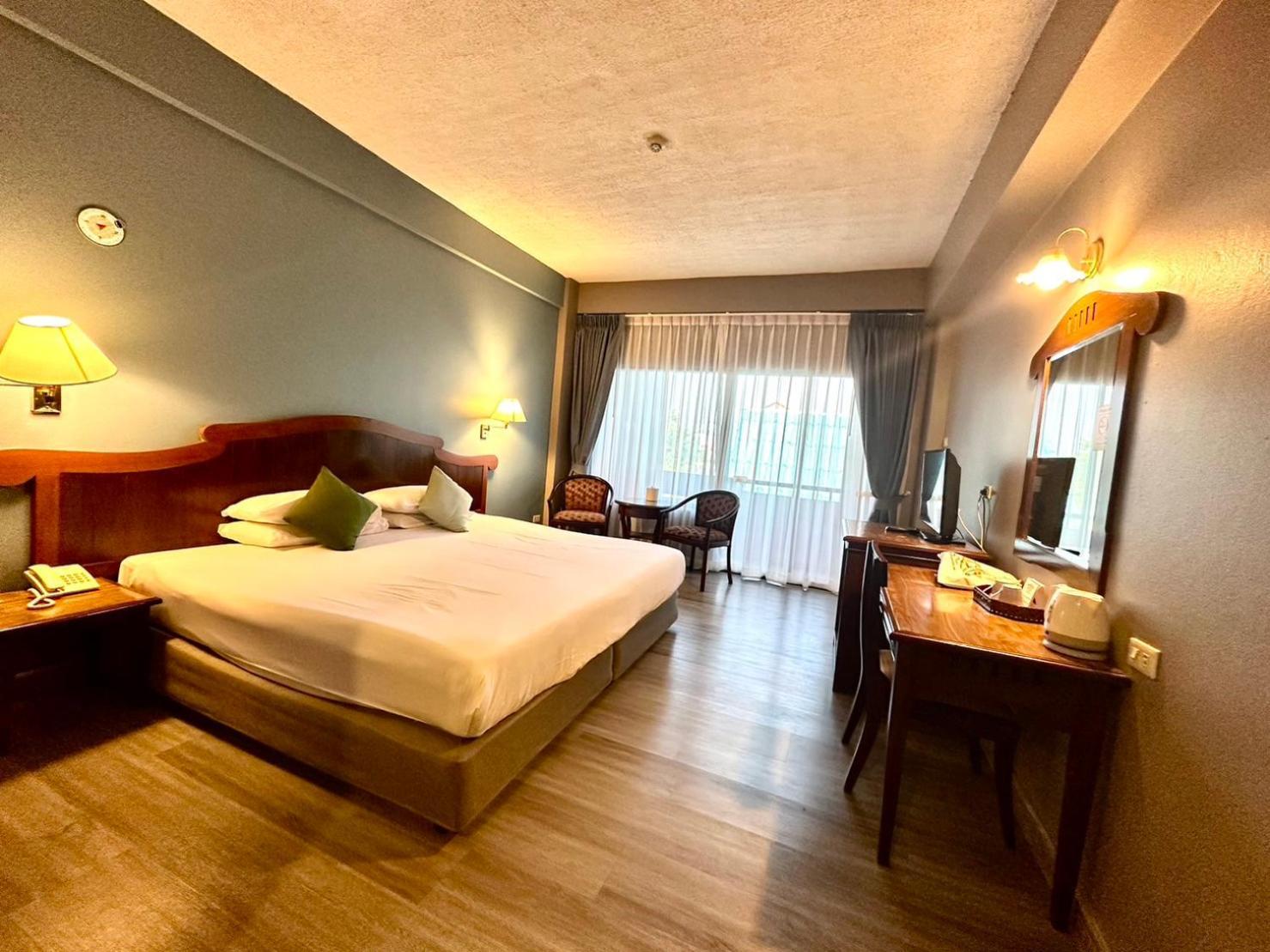 Chiangmai Gate Hotel Чиангмай Экстерьер фото